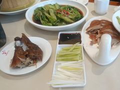 -梅利汴京烤鸭•开封豫菜地标店(铁北街店)