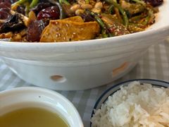 -拿渡·水煮鱼麻辣香锅(王府井奥莱·香江小镇店)