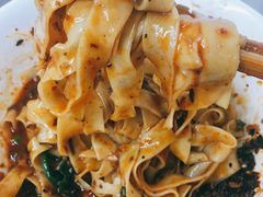 -黎氏老太婆小面馆(临华大厦店)