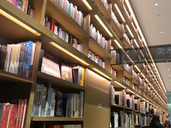 -茑屋书店(天目里店)