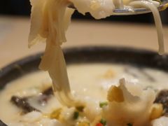 上海咸豆浆煨鱼片-避风塘(嘉兴八佰伴店)