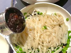 炸酱面-小大董·烤鸭(观景餐厅·南京西路店)