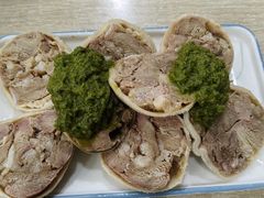 肚包肉-白老大羊杂碎稍麦