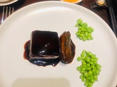 鲍鱼红烧肉-杭州西子湖四季酒店·金沙厅