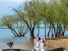 -爱我旅拍婚纱摄影(大理店)