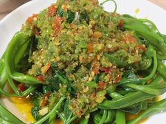剁椒藤菜-洪霞餐馆