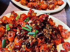 -巴厘龙虾·榜首油焖大虾(音乐学院·沿江酒馆店)