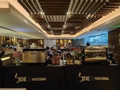 -广州中心皇冠假日酒店·汇点大堂吧