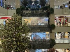 -赛格国际购物中心(小寨店)