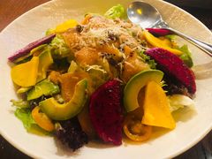 三文鱼水果沙拉-斯比特花园西餐厅(东方商厦店)