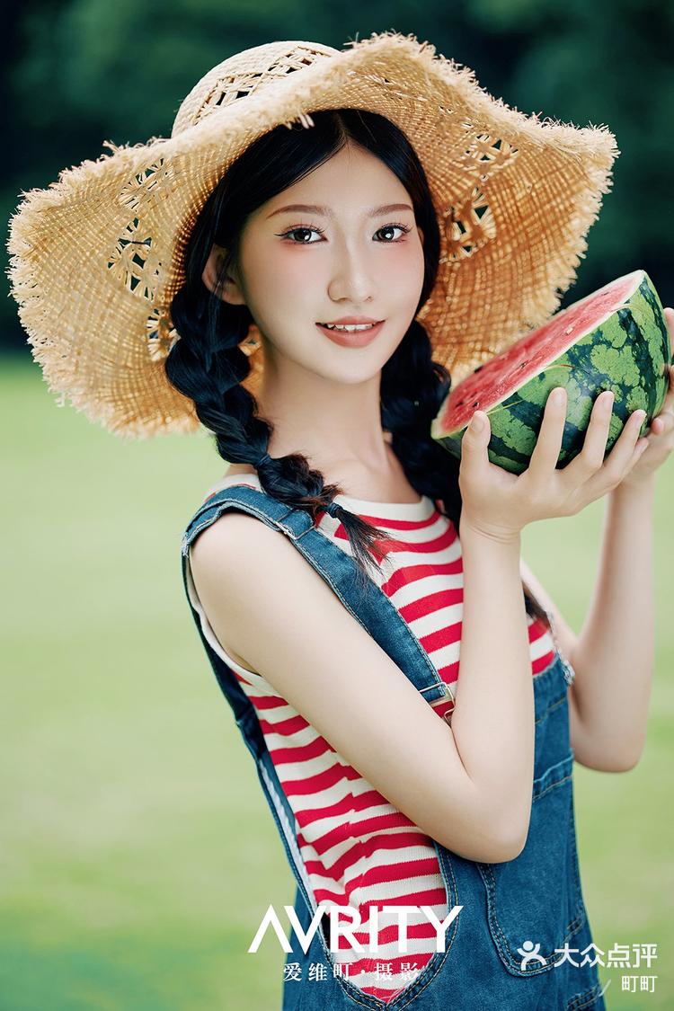 清凉一夏西瓜味女孩夏日写真