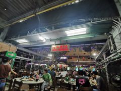 -四川小胡子海鲜(丁村万人海鲜广场店)