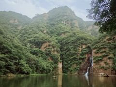 -龙潭大峡谷