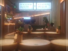 -百春原湖南牛肉粉(百联世纪店)