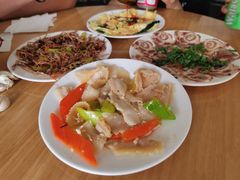 拌肚领-正宗胖子抻面馆(岭东路店)