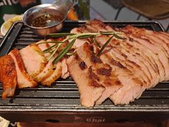 街头烤猪颈肉-泰妃殿(武汉首店)