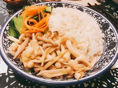 -蜗牛小馆醉乡民谣云南菜(惠新西里店)