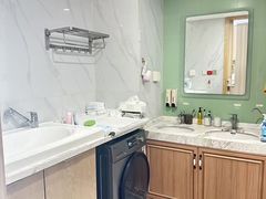 -雪梅月子中心(华侨城店)