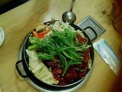 八爪鱼牛肉锅-东吉馆韩式餐厅(八经街总店)
