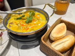 -美奈小馆·越南料理(中航城君尚购物中心店)