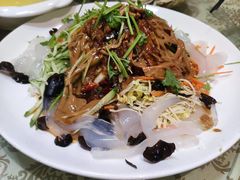 -渔记熏肉大饼