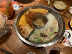 -佬土鹅肠火锅(解放路店)