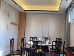 -梅利汴京烤鸭•开封豫菜地标店(东大街店)