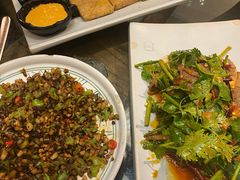 -云海肴·汽锅鸡·云南菜(天山百盛优客店)