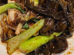 -老牌坊鲁菜名店(美莲广场店)