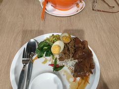 -滨海尚泰美食广场