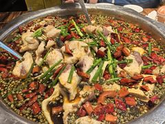 -乡土特色.冷锅鱼.牦牛肉汤锅