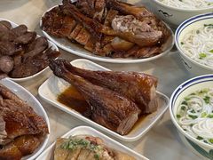 -香辉食馆(新兴路店)