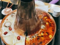 -果松木炭酸菜铜火锅·外婆参鸡汤