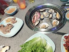 -金滏山烤肉·海鲜·火锅自助餐厅(襄阳万达店)