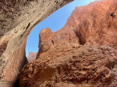 -天山神秘大峡谷