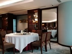 -粤财皇冠假日酒店·彩华轩中餐厅