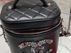 -CHANEL(恒隆广场店)