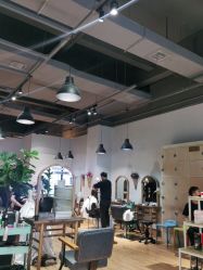 -发泽造型·烫发染发