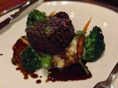 -WOLFGANG PUCK KITCHEN & BAR(迪士尼小镇店)