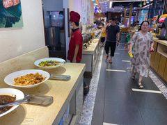 自助取餐区-爱尚客韩式烤肉自助餐厅(海口京华城店)