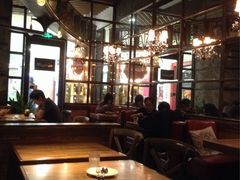 -玛格萝妮(汇智国际商业中心店)