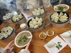 -罗卜李包子羊肉汤