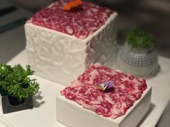 -左庭右院鲜牛肉火锅黑金店(陆家嘴中心店)