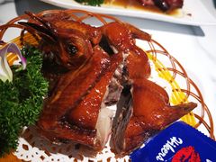 招牌吊烧鸽皇-多多旺港式茶餐厅(新区店)