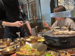 -草家酱蟹炭火烤肉店(珲春南路一店)