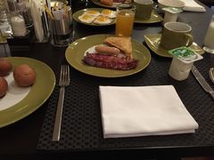 -乐咖啡西餐厅(太湖皇冠假日酒店)