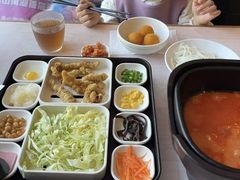 -阿香米线(路北大润发店)