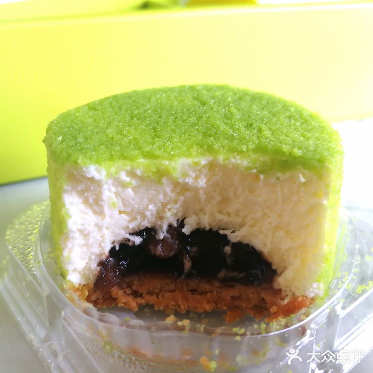 好利来27周年 | 十块钱买到三盒网红甜品