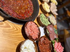 -乐闹闹重庆火鍋(民治店)