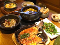 五彩花菇荷兰豆-云海肴·汽锅鸡·云南菜(苏州中心店)